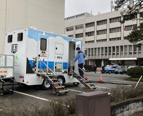 トイレトレーラー2