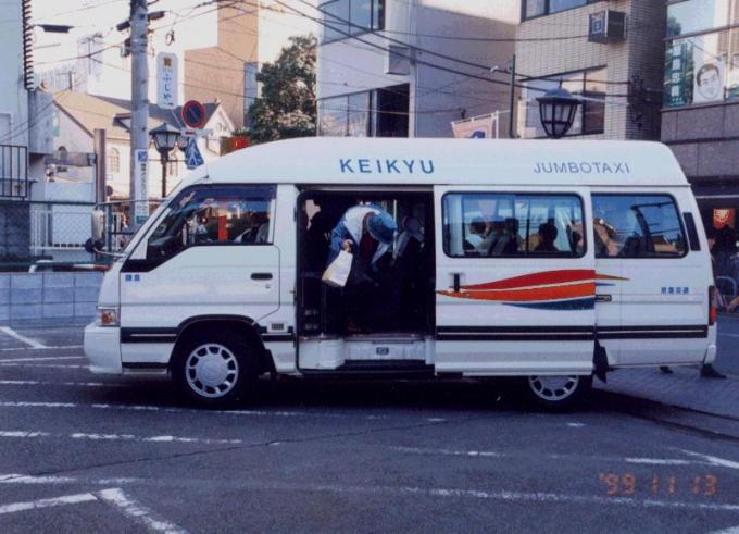 写真：乗合タクシー